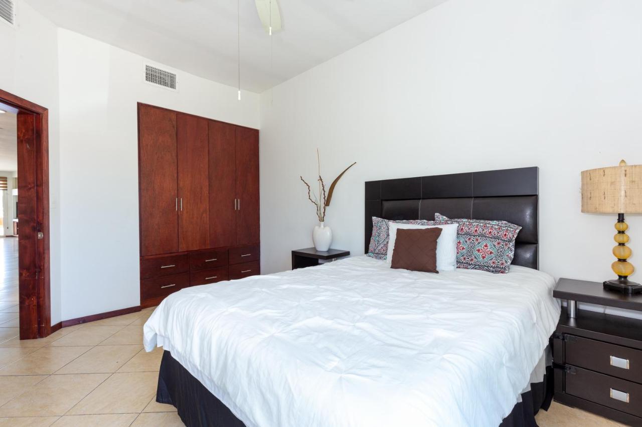 Villa Caracoles Homes