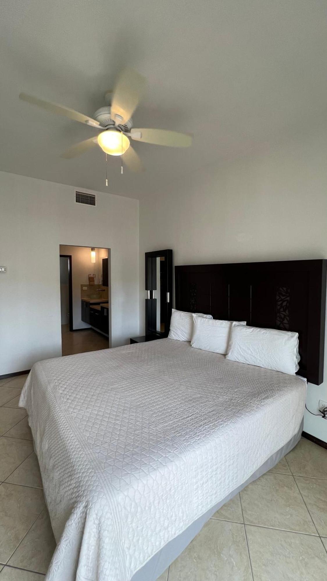 Caracoles Homes Villa